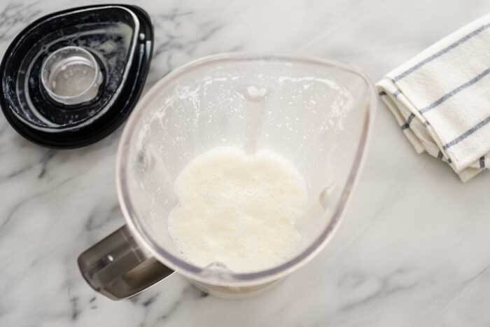 تهیه فوم شیر با مخلوط کن یا blender