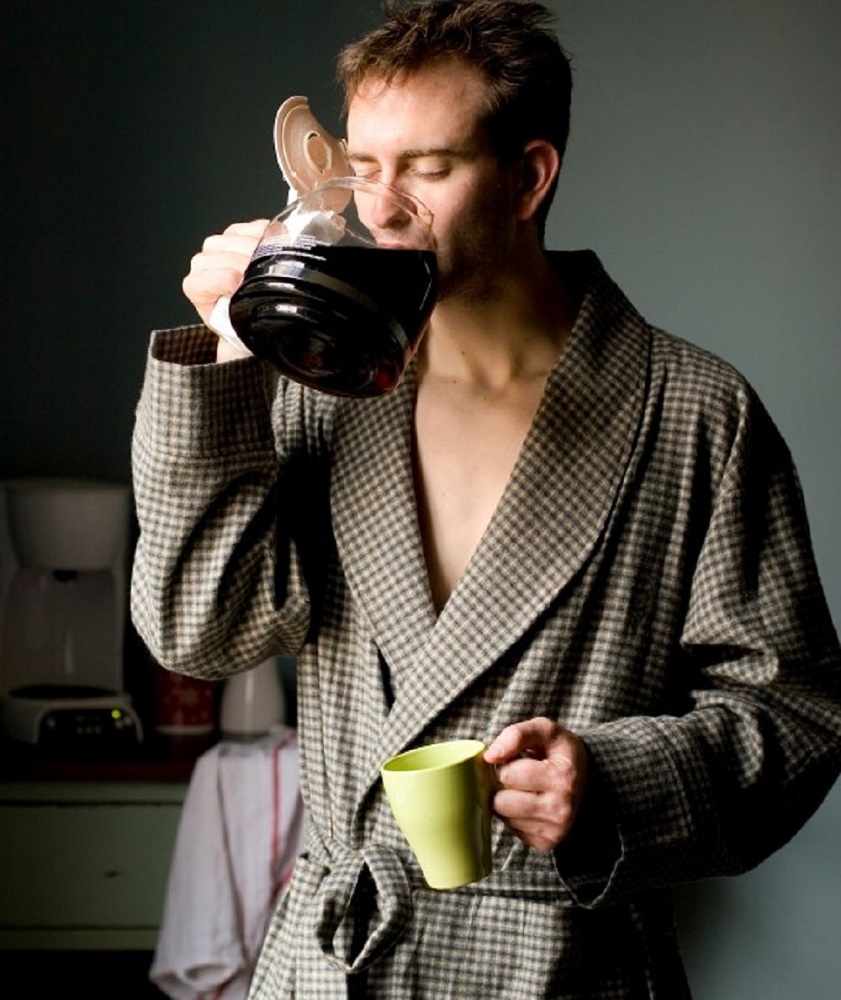 میزان مناسب نوشیدن قهوه در طول روز