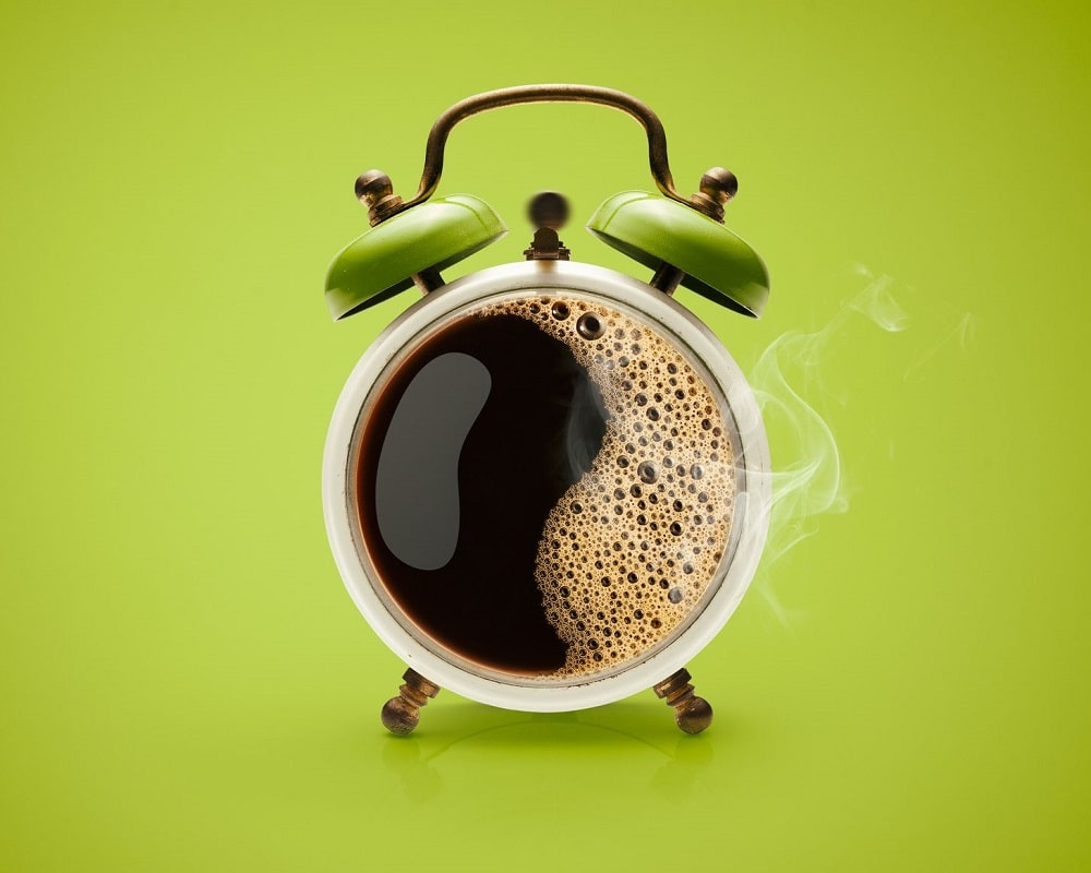 ساعت نوشیدن قهوه ناشتا