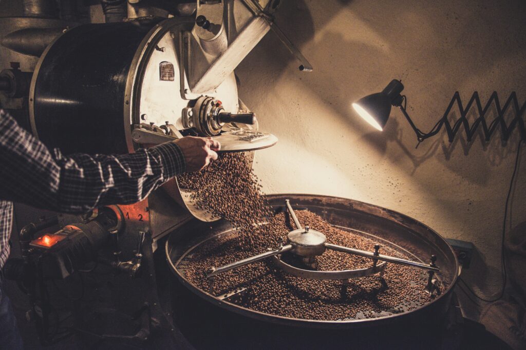 برشته کاری دانه‌های قهوه