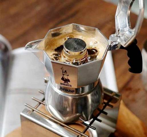 درست کردن قهوه در موکاپات برای طعم بهتر 