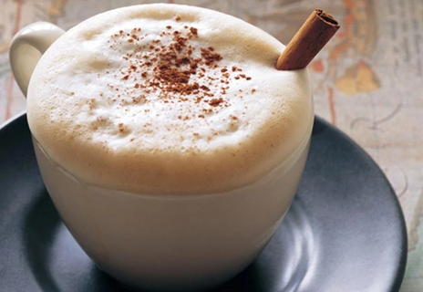 کف قهوه با خامه