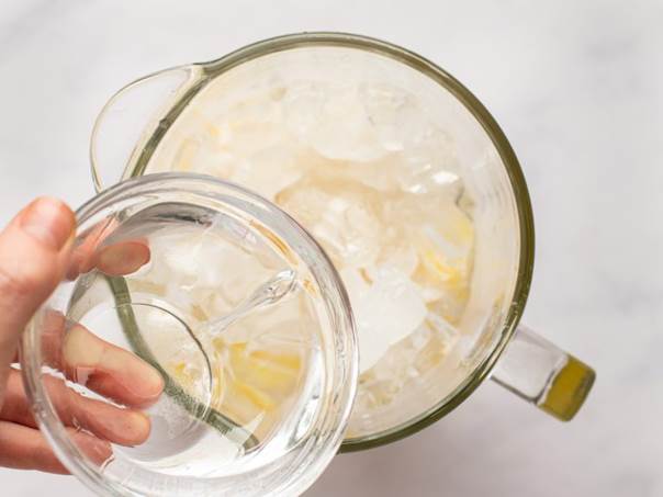 افزودن آب آناناس به میزان لازم